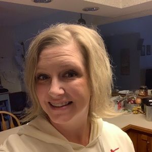 Meet your Posher, Courtney
